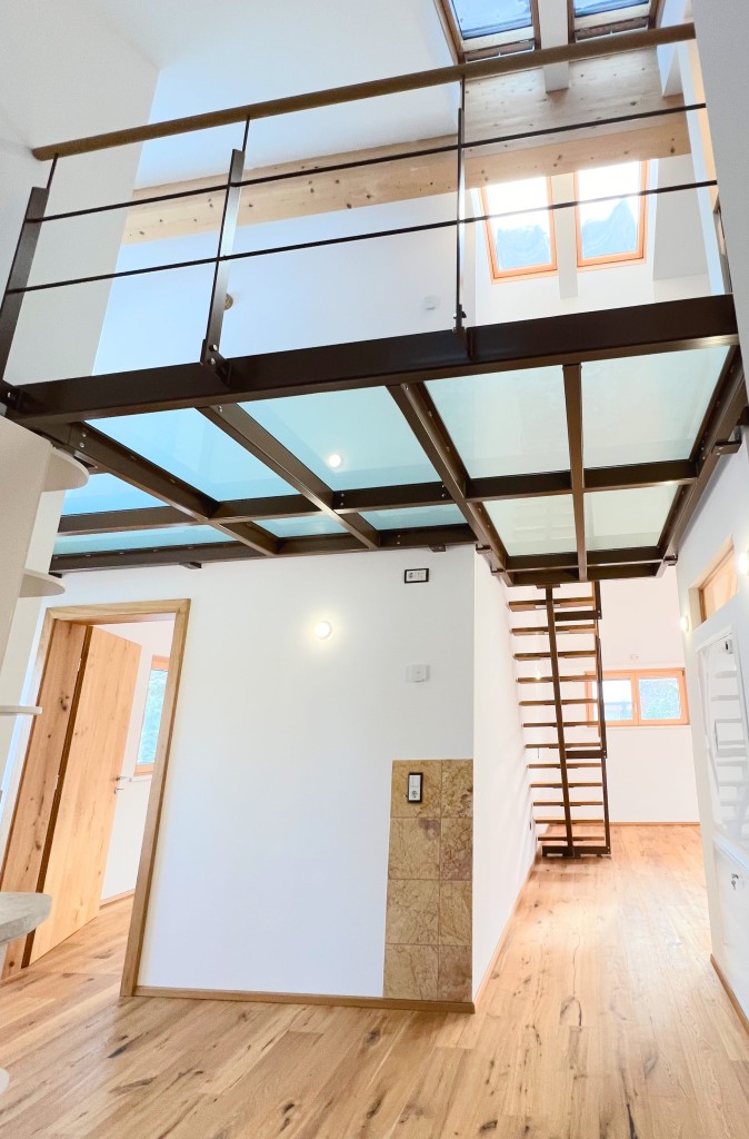 Galerie Ansicht Unten Zweifamilienhaus Berg-Allmannshausen