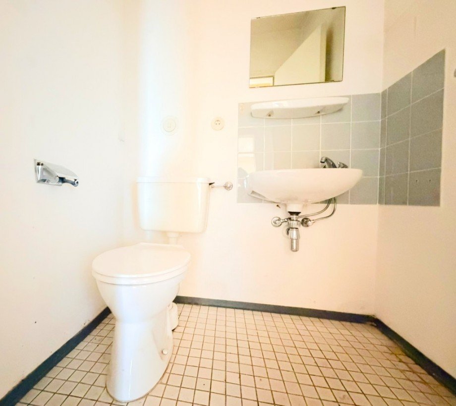 WC Wohnung Germering