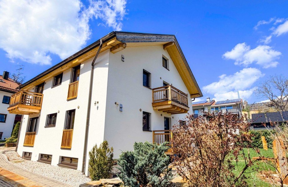 Hausansicht S�den Zweifamilienhaus Berg-Allmannshausen