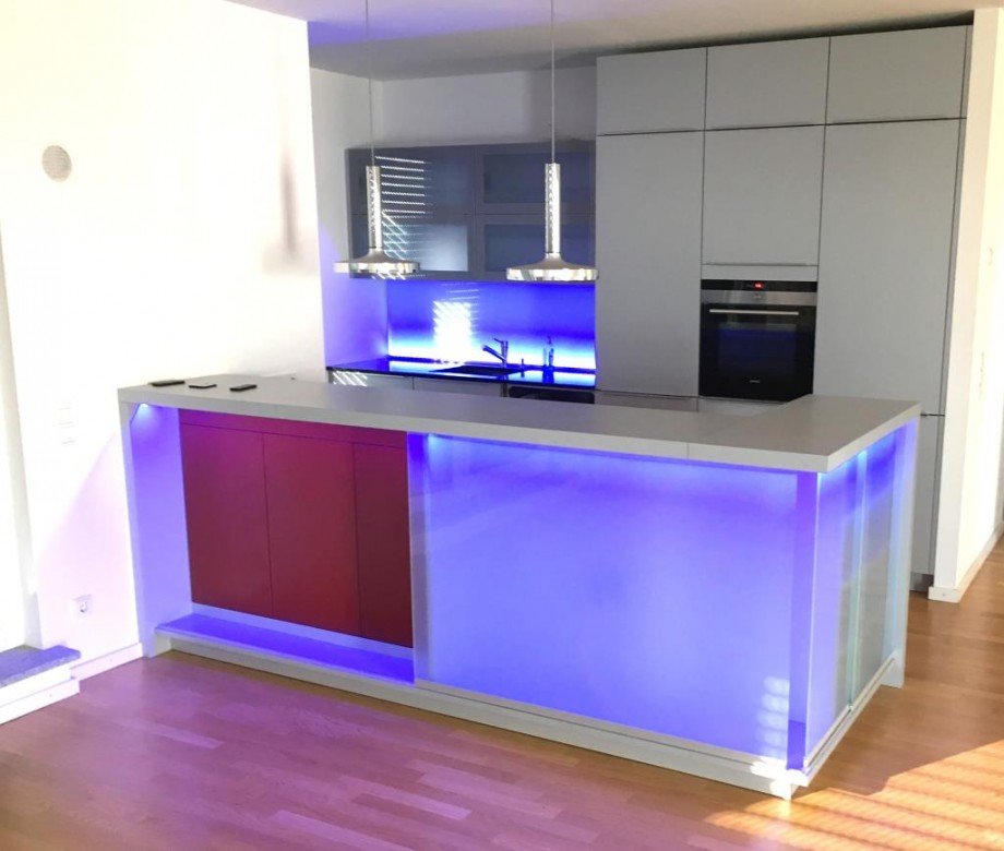 Bar und Anrichte LED Wohnung M�nchen