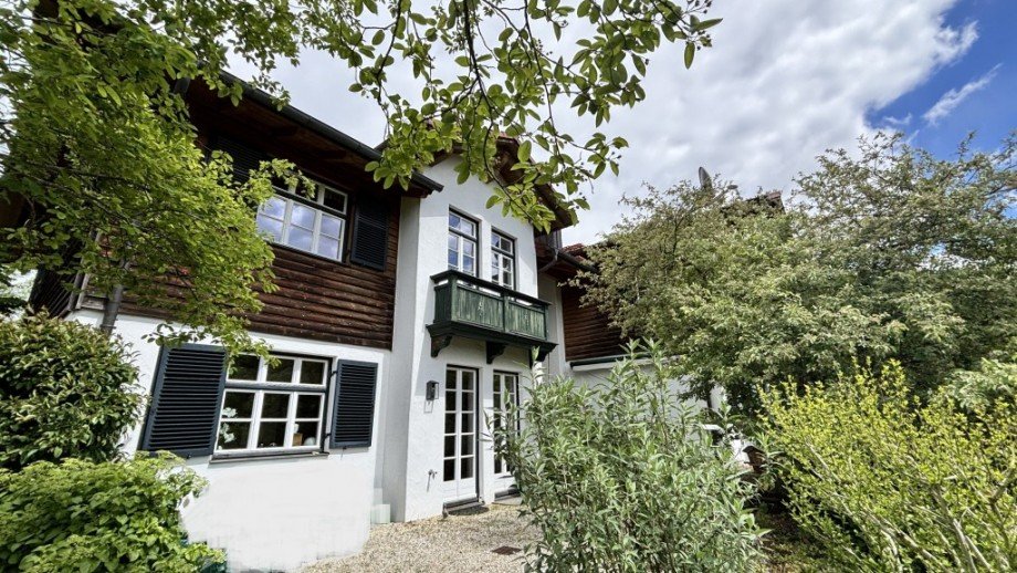 S�dansicht Zweifamilienhaus Tutzing