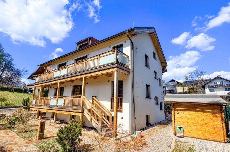 Hausansicht S�den Zweifamilienhaus Berg-Allmannshausen