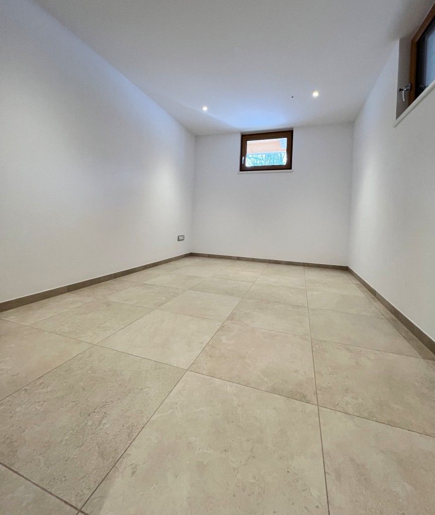 Kellerraum Zweifamilienhaus Berg-Allmannshausen