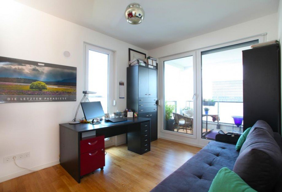SZ-B�ro zur Loggia S�dost Wohnung M�nchen