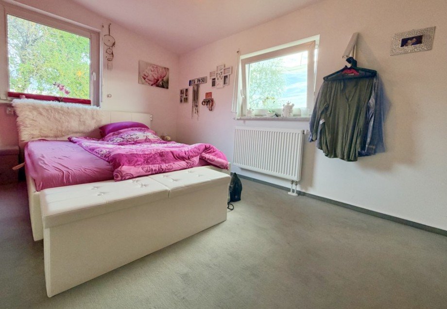 Schlafzimmer 1 Einfamilienhaus Starnberg