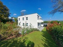 Au�enansicht Starnberg Komfortables WOHNEN mit gro�en Terrassen und Weitblick
- Neuwertig und barrierefrei mit Lift