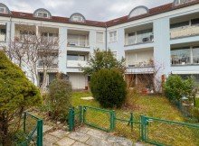 Hausansicht  Haus im Haus  - Wohnung mit attraktiven S�dgarten/-terrasse zum Selbstbezug!
 Nahe zur S-Bahn in 82110 Germering