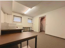 Hobbyraum  Haus im Haus  - Wohnung mit attraktiven S�dgarten/-terrasse zum Selbstbezug!
 Nahe zur S-Bahn in 82110 Germering