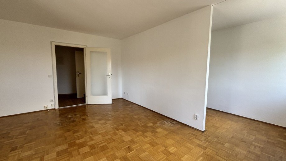 Wohnraum mit Schlafnische Wohnung Starnberg