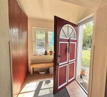 Eingang Flur Starnberg Zauberhafte Kapitalanlage mit Altbau-Charme - verkehrsnah und vermietet