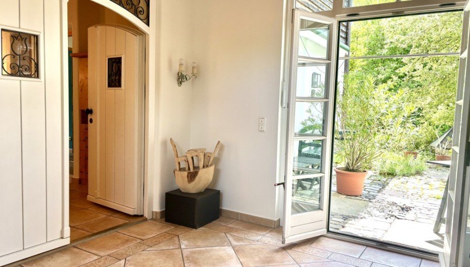 Entr�e Zweifamilienhaus Tutzing