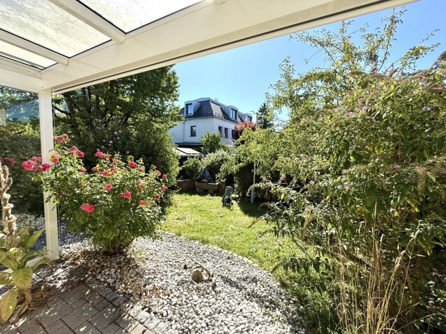 Terrasse Doppelhaush�lfte M�nchen