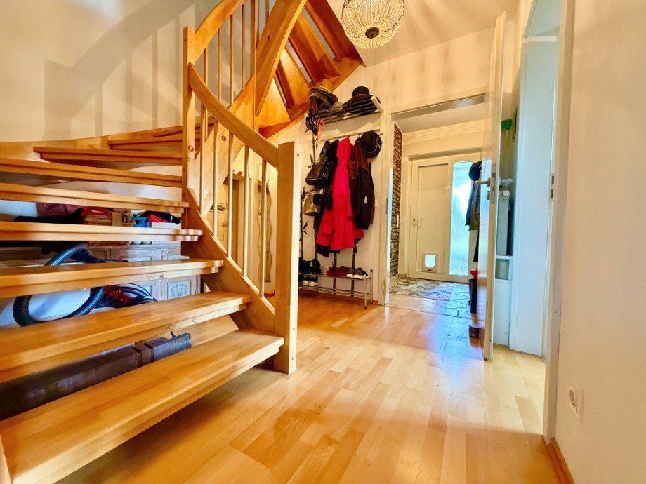 Diele mit Treppenhaus EG Einfamilienhaus Starnberg